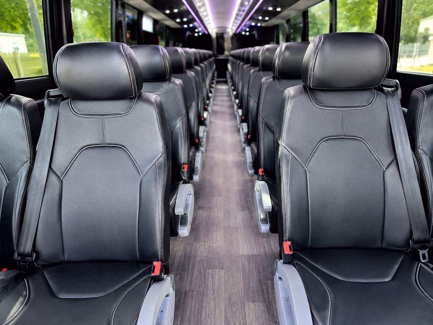 private charter buses for layovers in seattle
