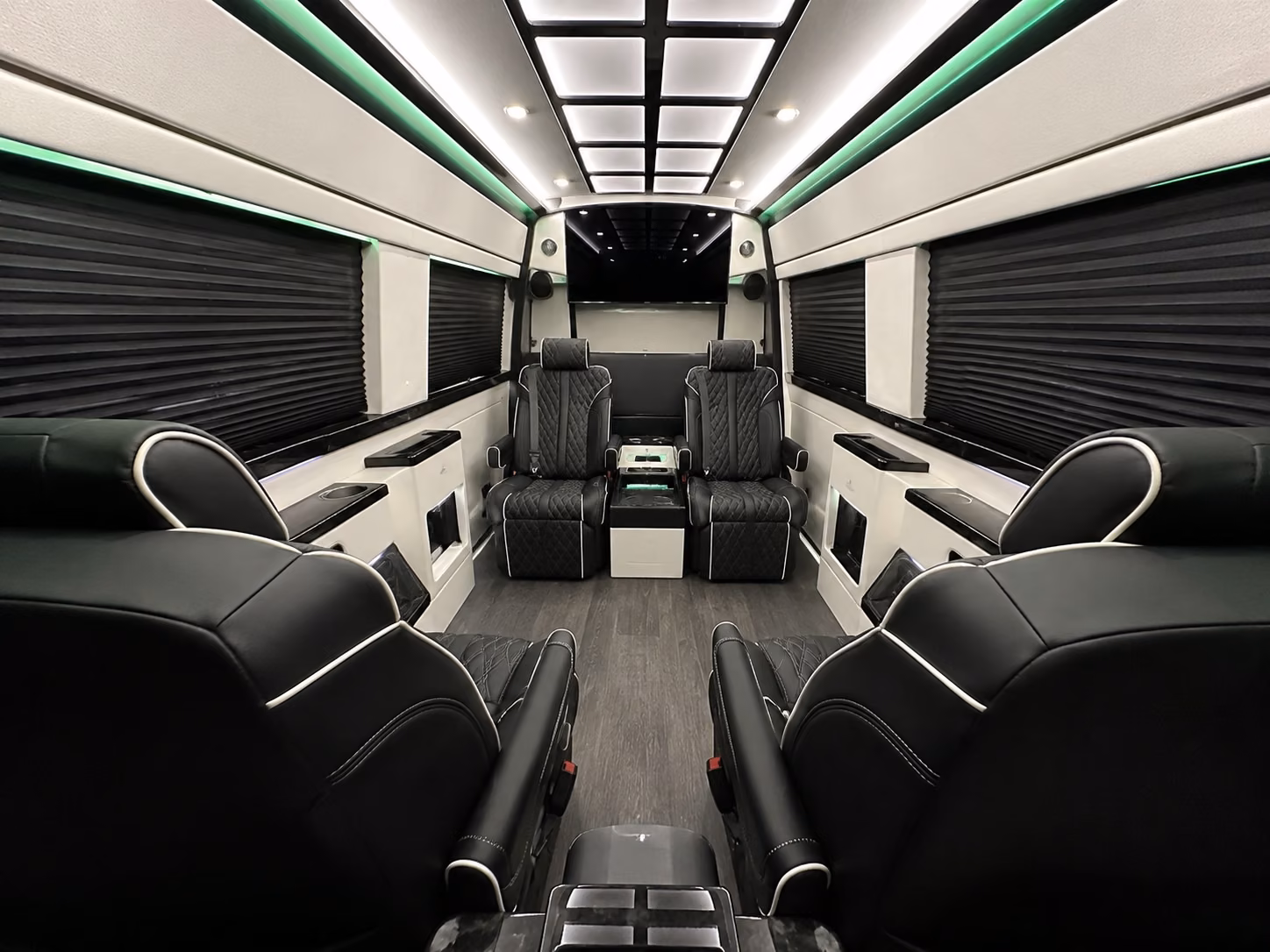 Seattle Wine Tour & Brewery Transportation